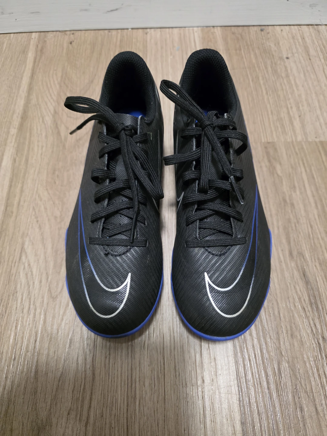 Nike Mercurial Soccer Cleats - Black/Blue - Youth Size 2Y