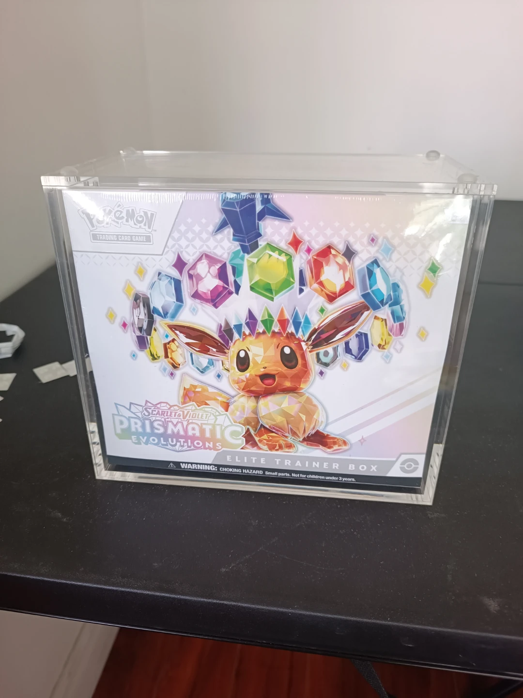 Pokemon  Prismatic Evolutions Elite Trainer Box