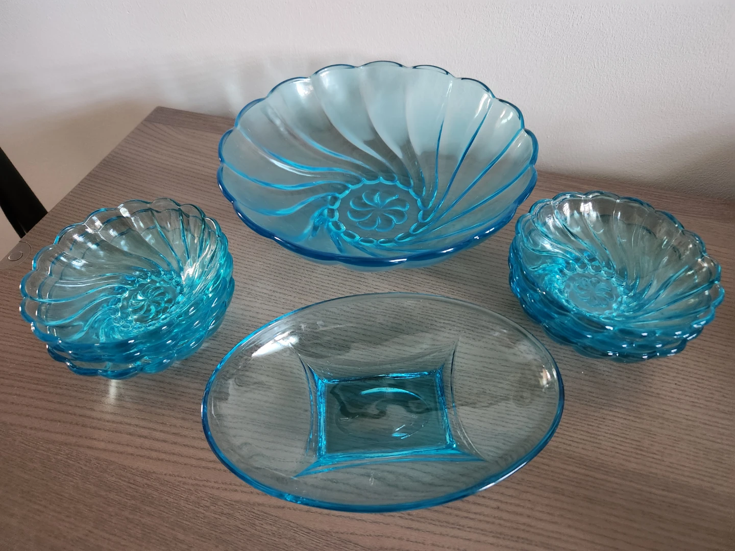 Blue Glass Serving Dish Set - photo 3