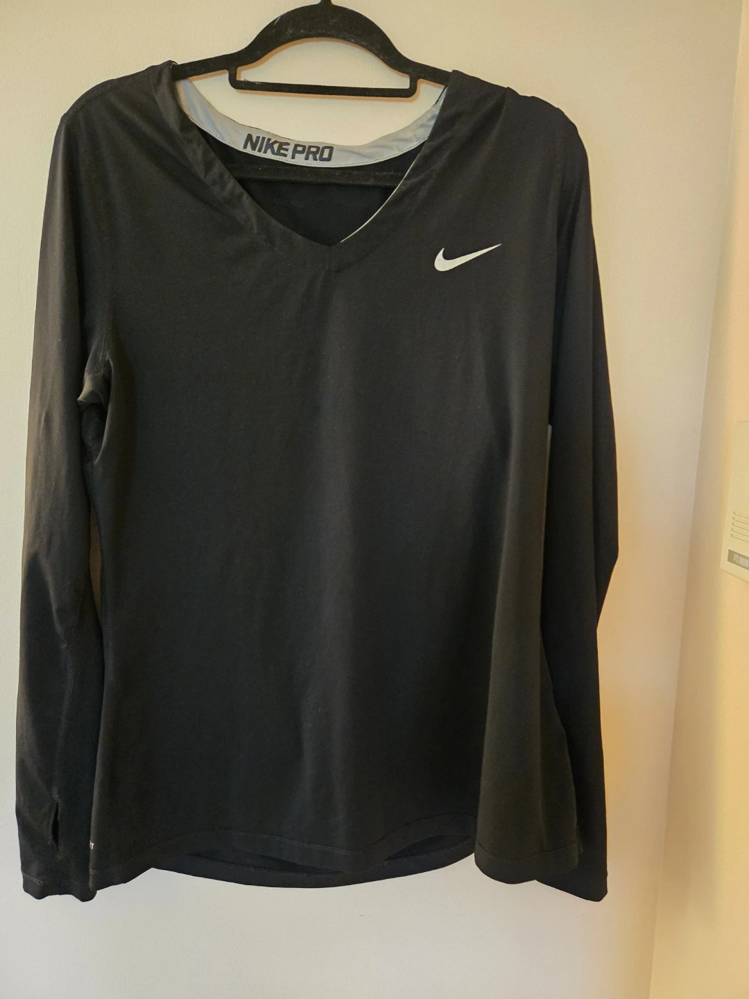 Bundle of Women's Activewear Bottoms and Tops - photo 5