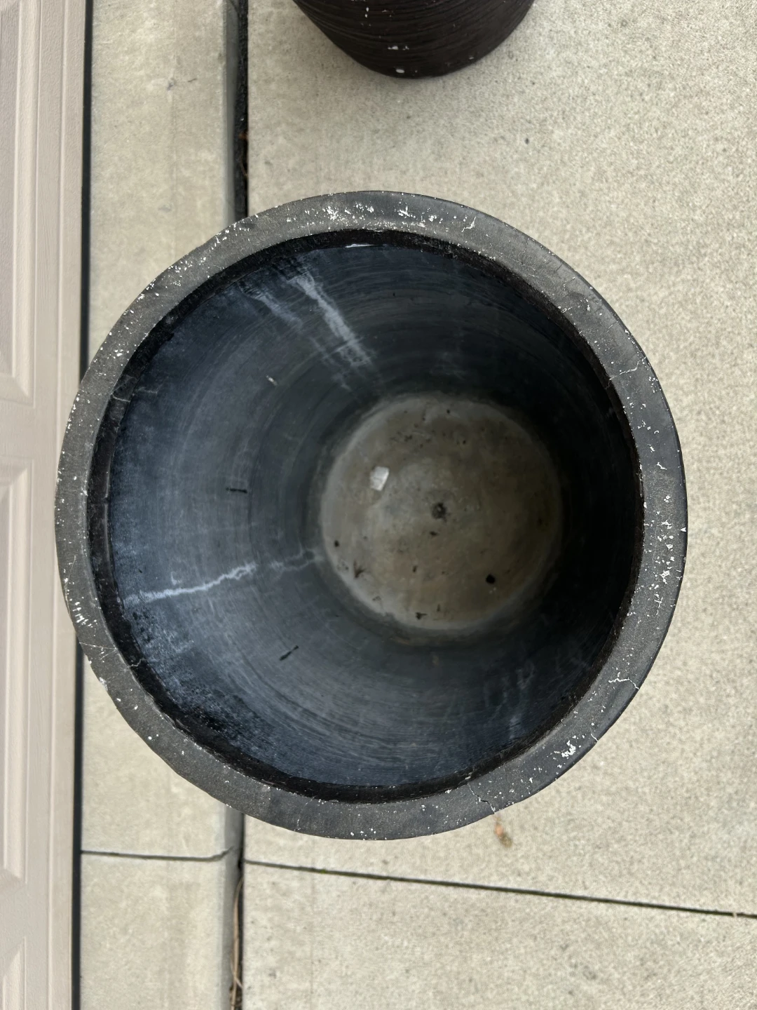 Large outdoor planters - photo 2