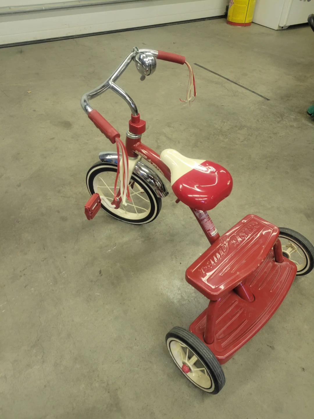 Radio Flyer Tricycle - photo 3