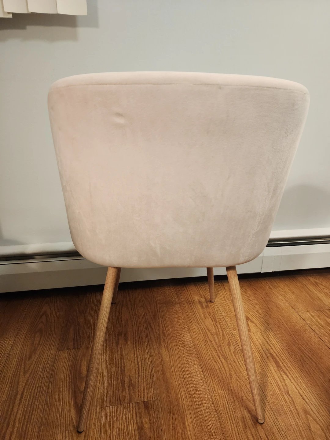 Pink Velvet Accent Chair - photo 2