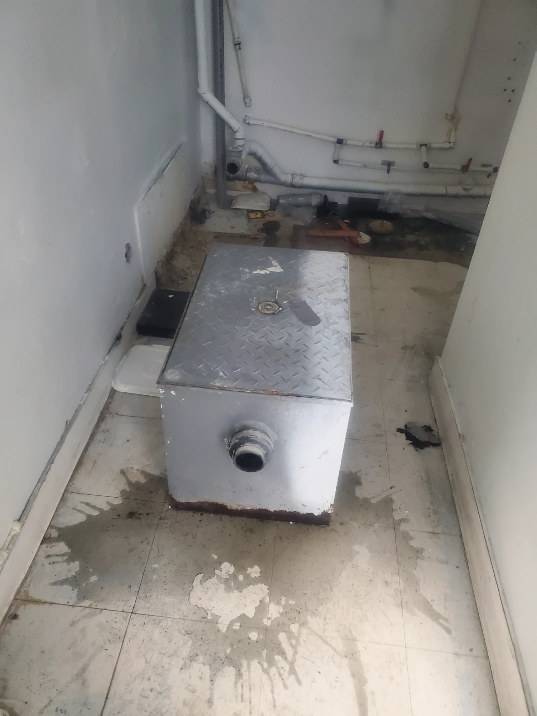 Sinks and cooling equipments - photo 2