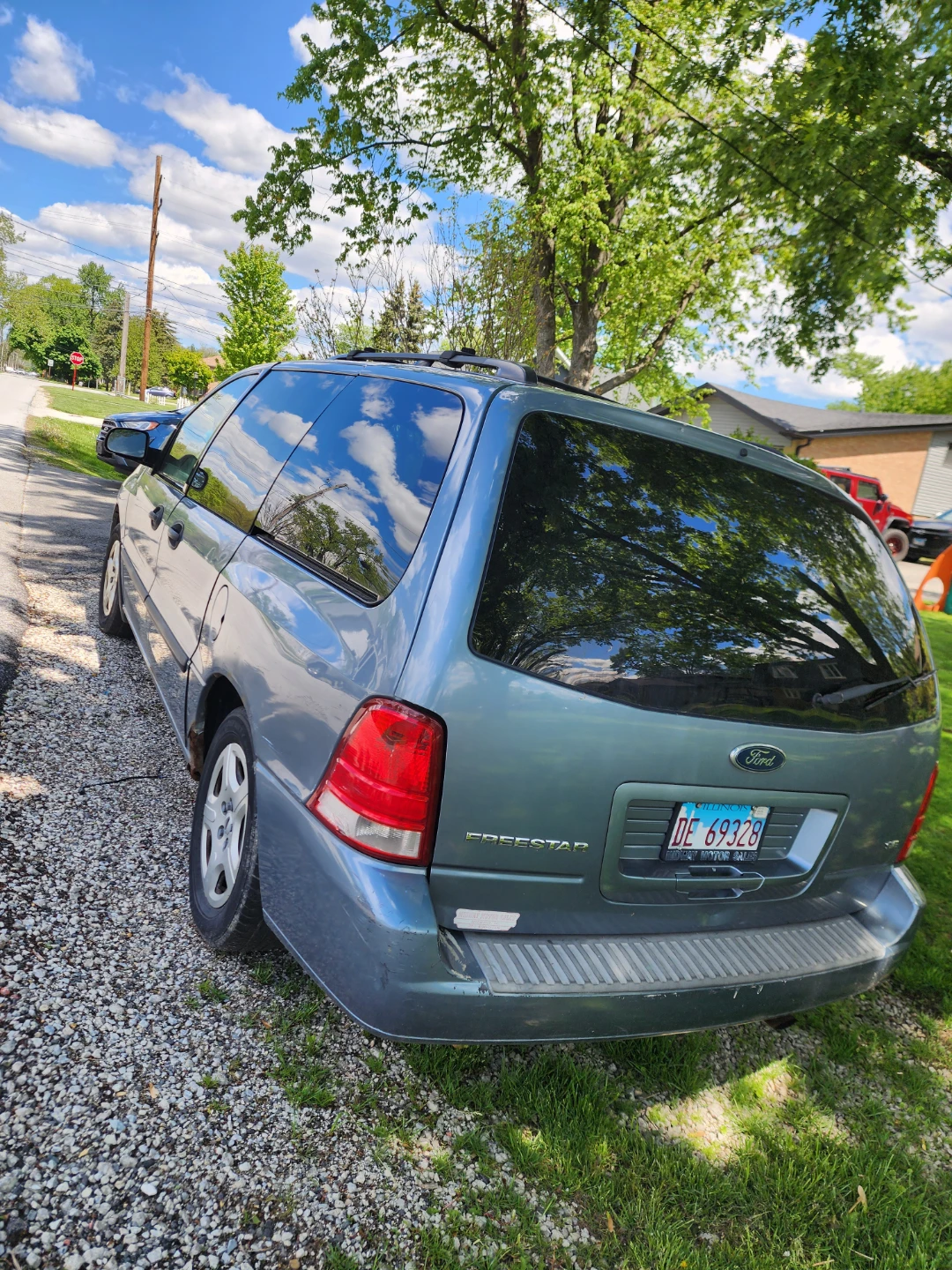 Ford Freestar Minivan - photo 3