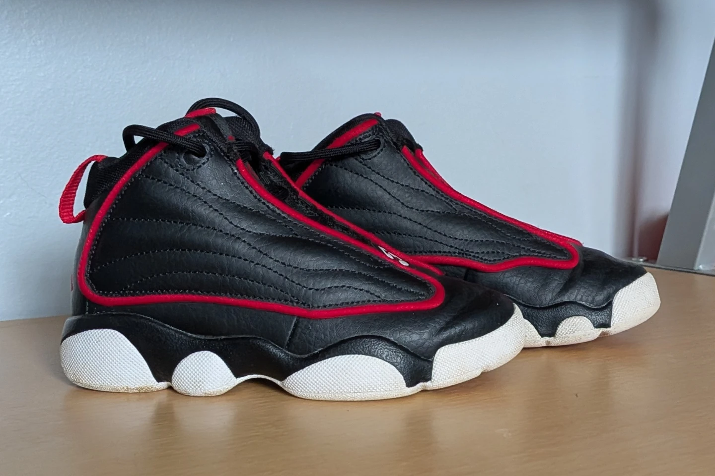 Jordan Team 1 Basketball Sneakers - Kid's Size 12C - Asking $45 - photo 3