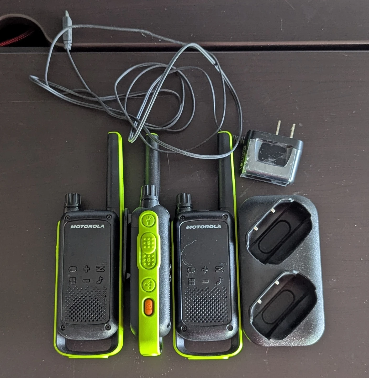 Motorola Talkabout Walkie Talkies (2-Pack) - photo 2