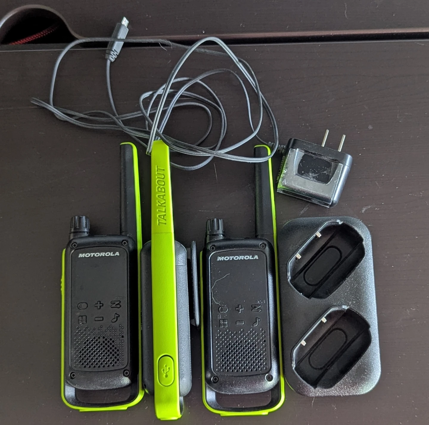 Motorola Talkabout Walkie Talkies (2-Pack) - photo 3