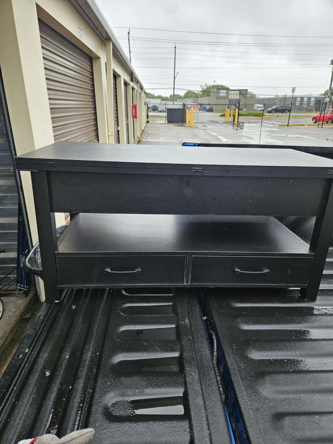 Black Lift-Top Coffee Table with Storage