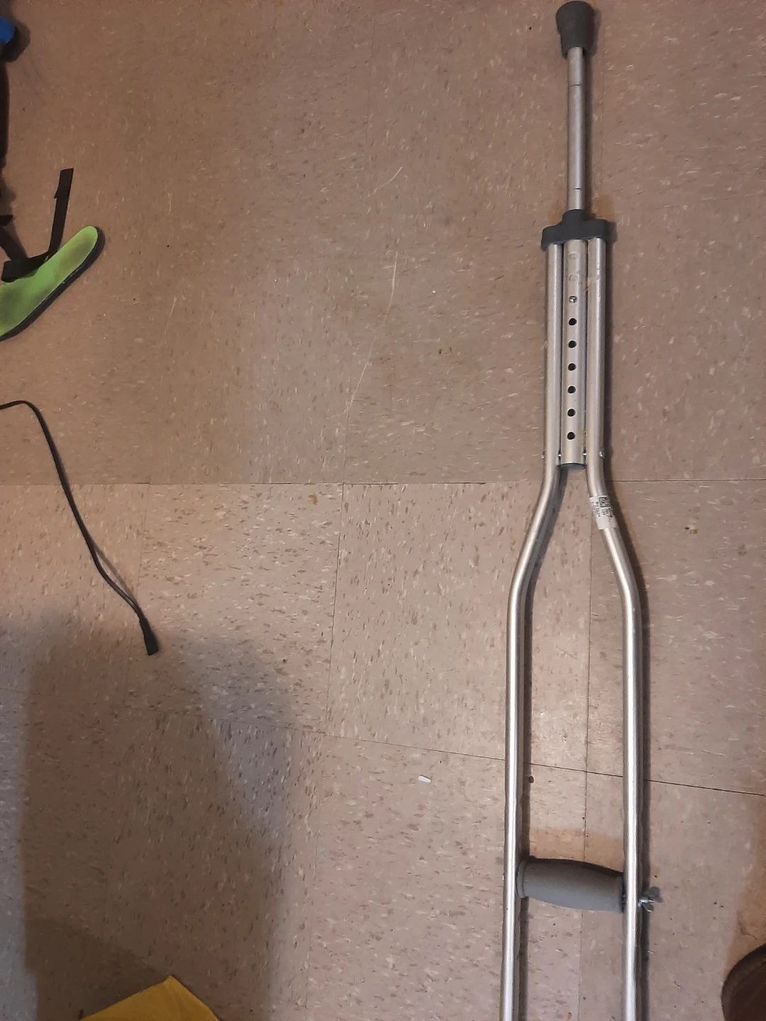 Adjustable Aluminum Crutch