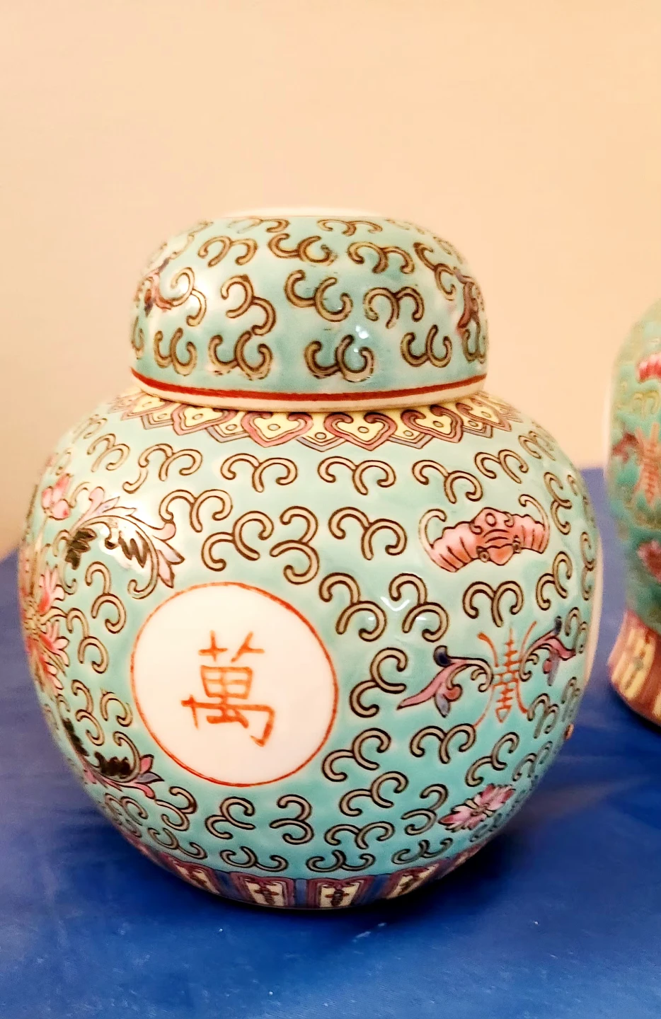 Brand new Set of 3 Decorative Ginger Jars - photo 2