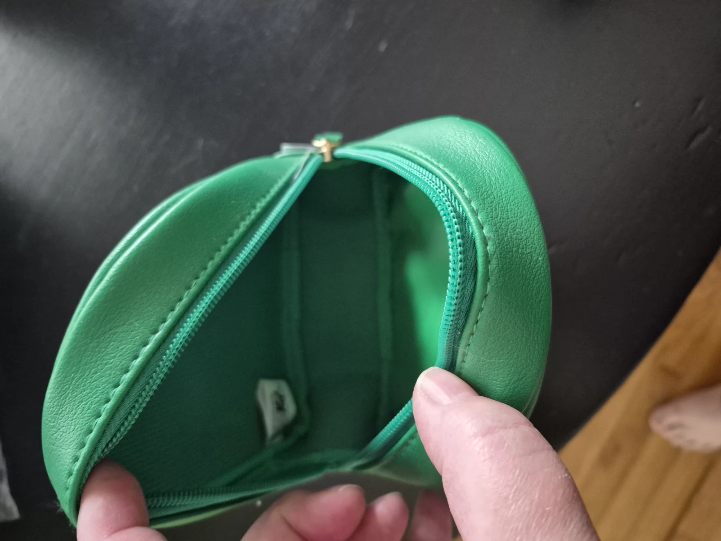 Green Turtle Mini cosmetic bag - photo 3