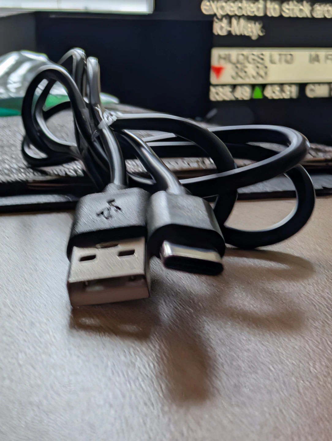 MOBILE CABLES