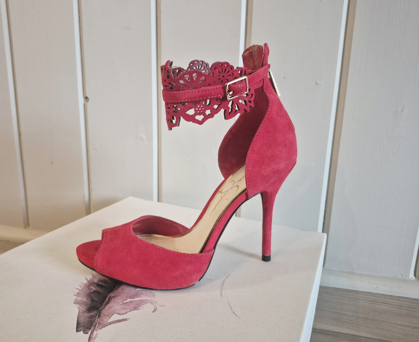 Jessica Simpson Bonney Sandal - Red Suede Size 6 - photo 3