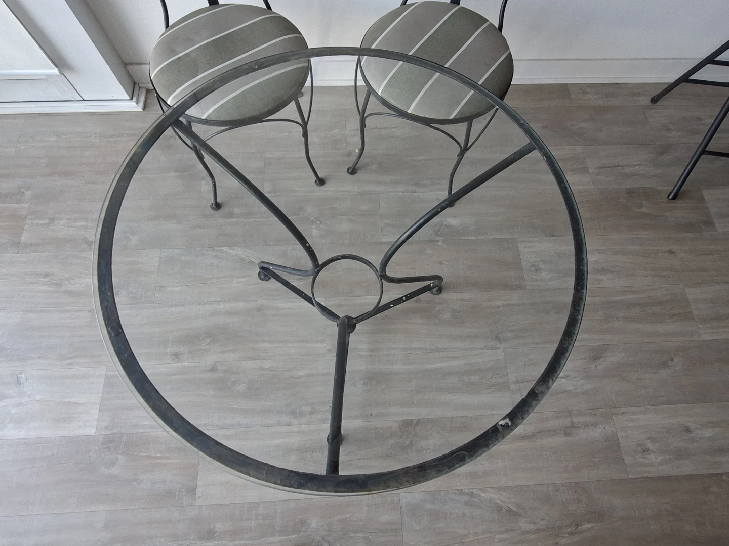 Glass top bistro set with two chairs - photo 2