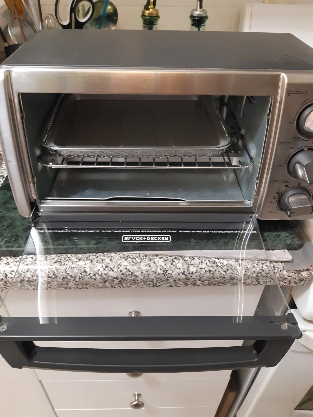 BLACK+DECKER Toaster Oven with air fryer - photo 2