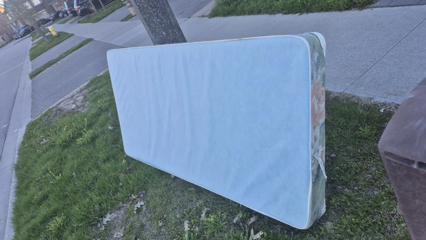 Twin Light Blue Spring Box