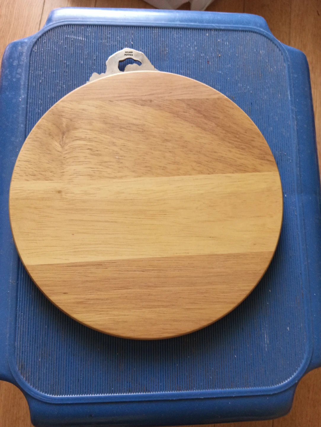 Round Wood Cheese Board with Pewter Fruit Embellishment - photo 2