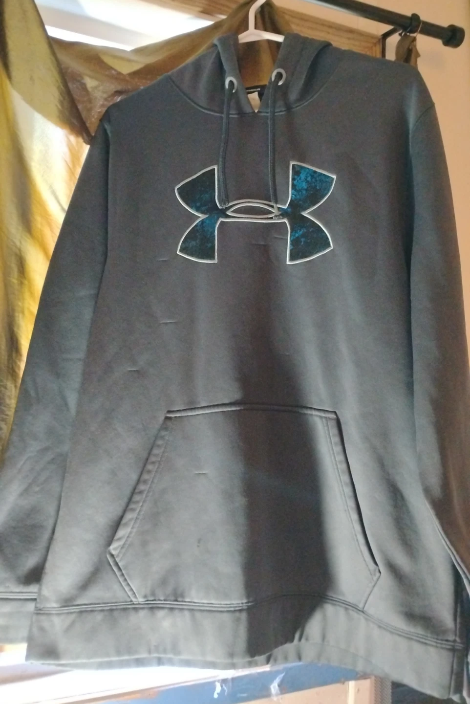 Under Armour Hoodie