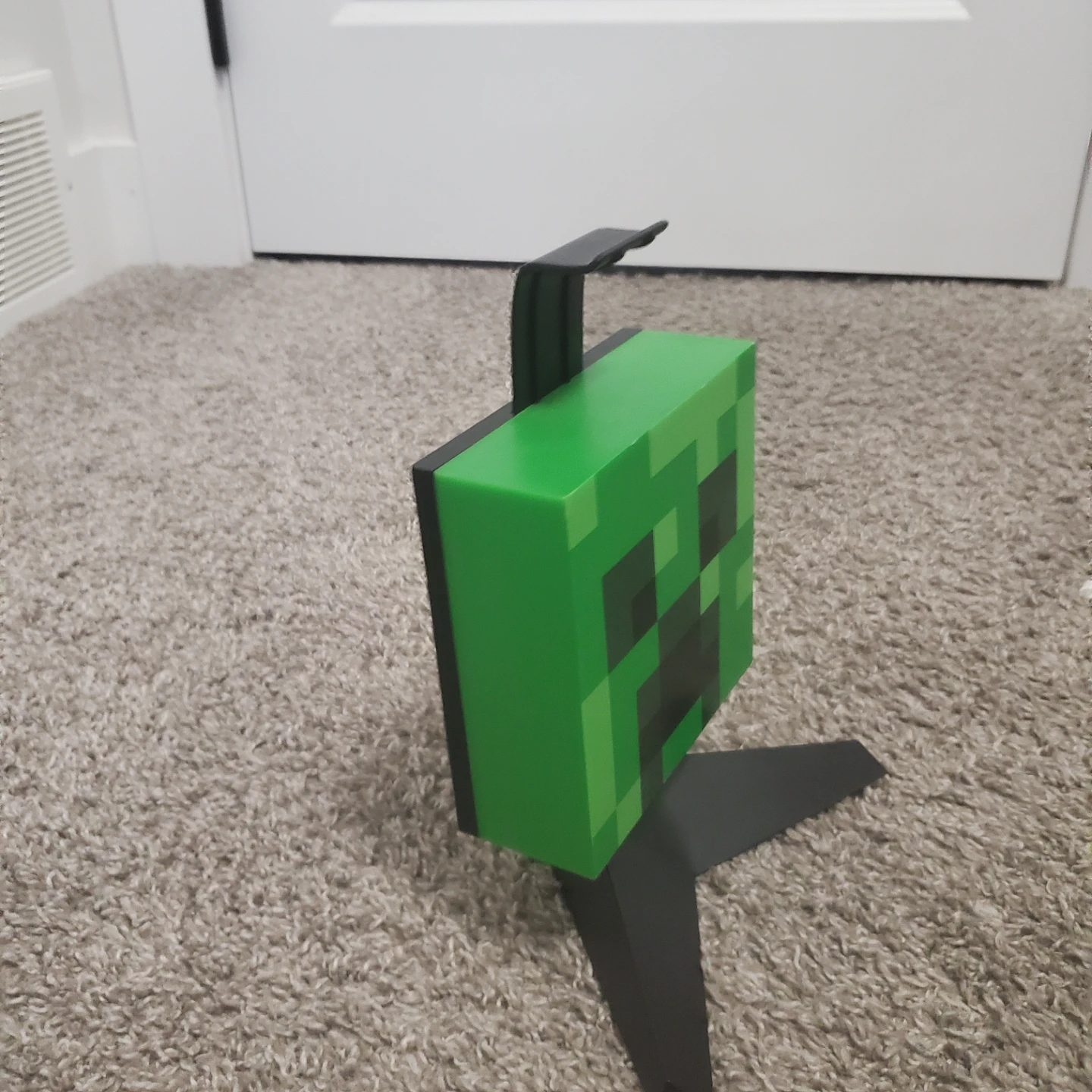 Minecraft Creeper Head Stand - photo 4