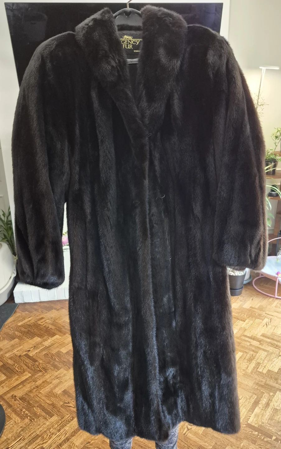 Regency Fur Coat - photo 3