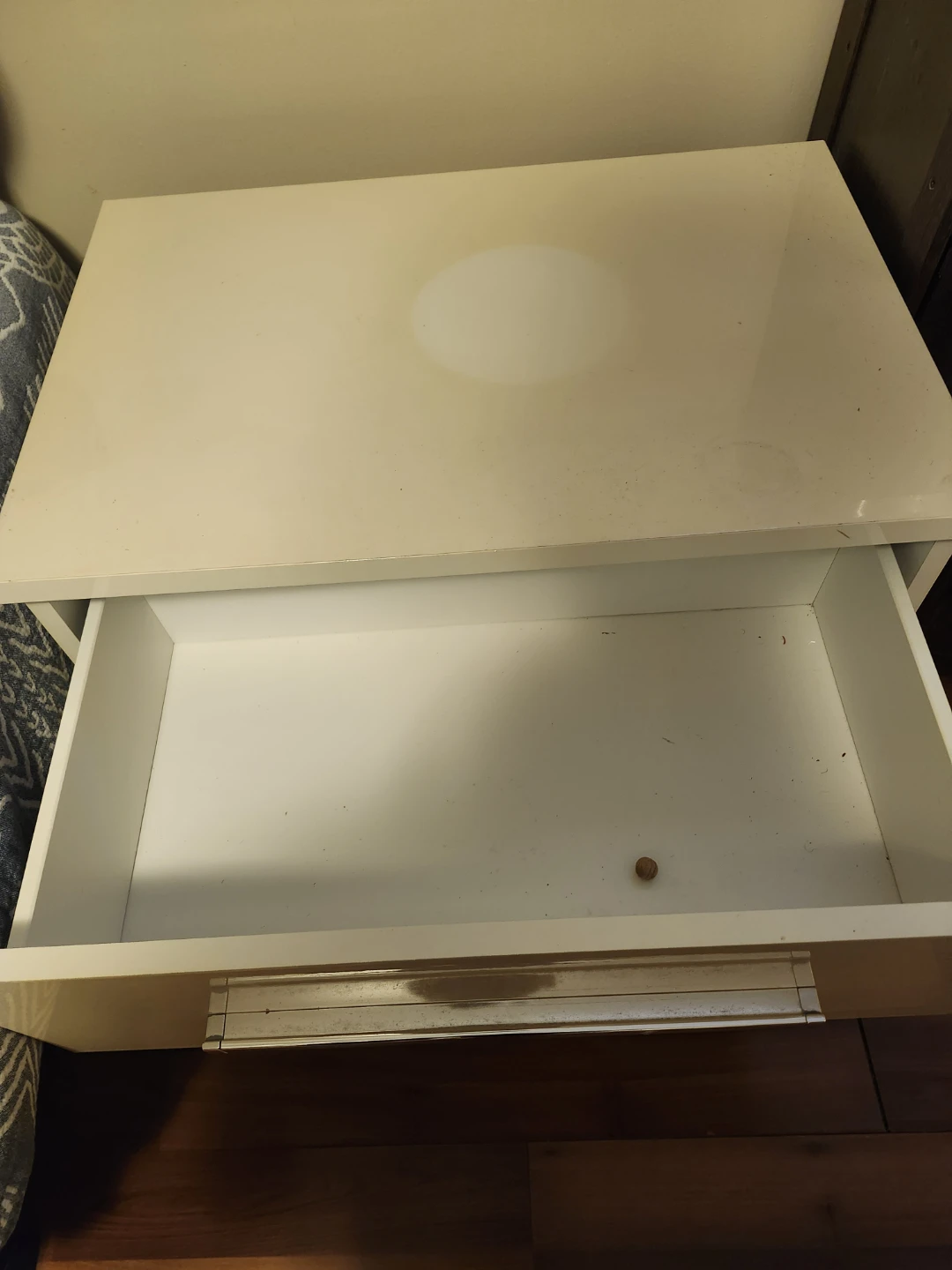 Cream 2-Drawer Nightstand - photo 3