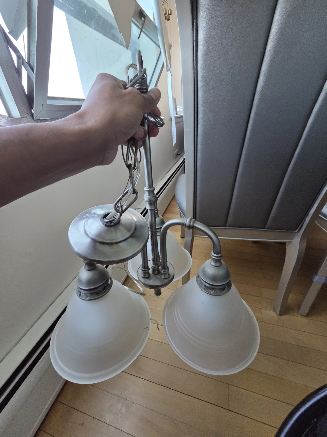 Giving away lights fixtures - Dining, Kitchen and vanity lights - photo 3