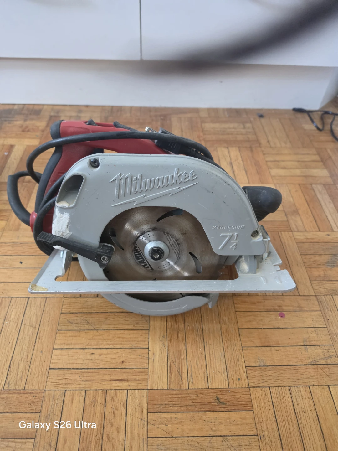 Milwaukee 7 1/4" Circular Saw - photo 2