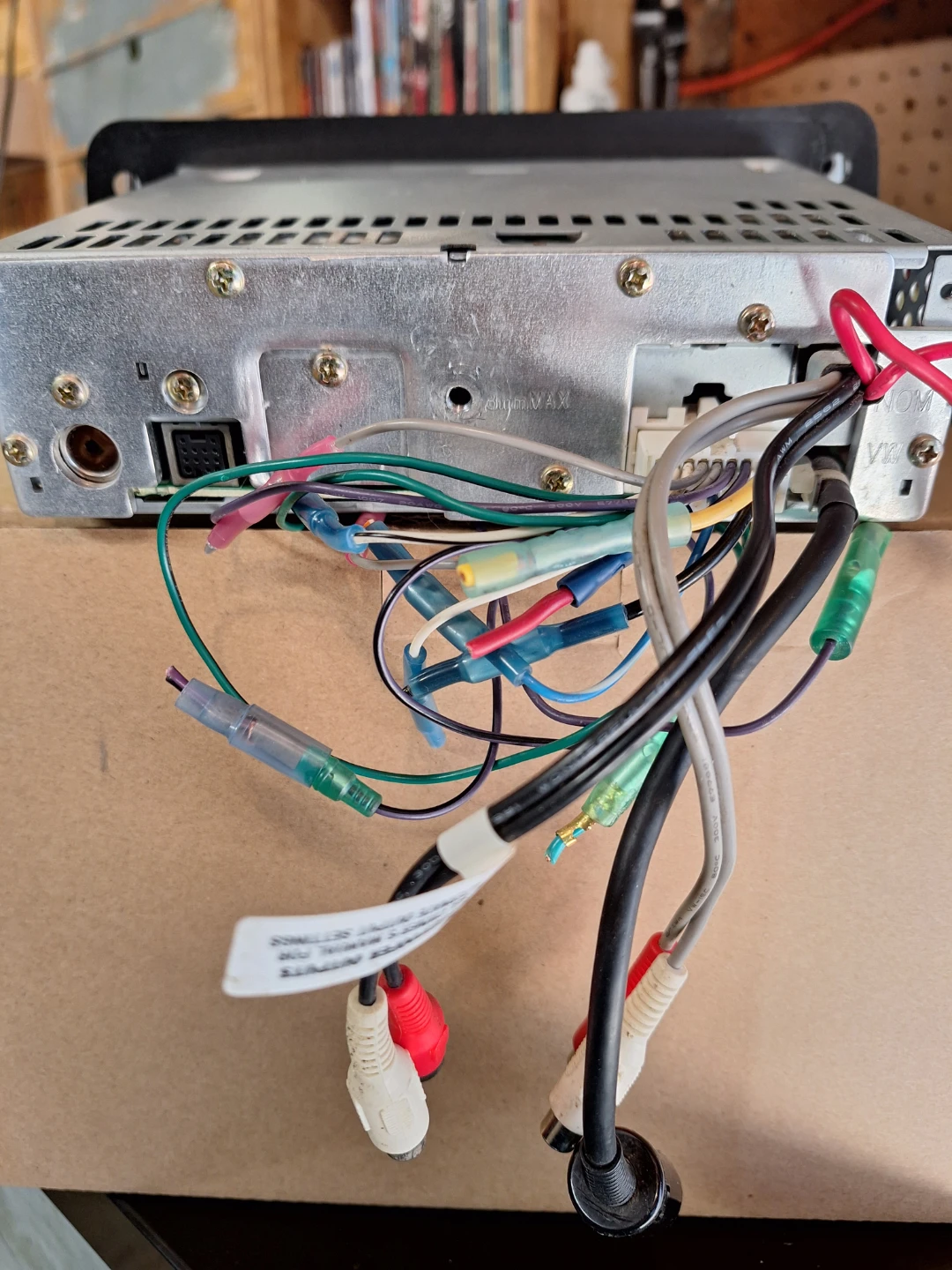 Free Clarion marine stereo works as it should - photo 2