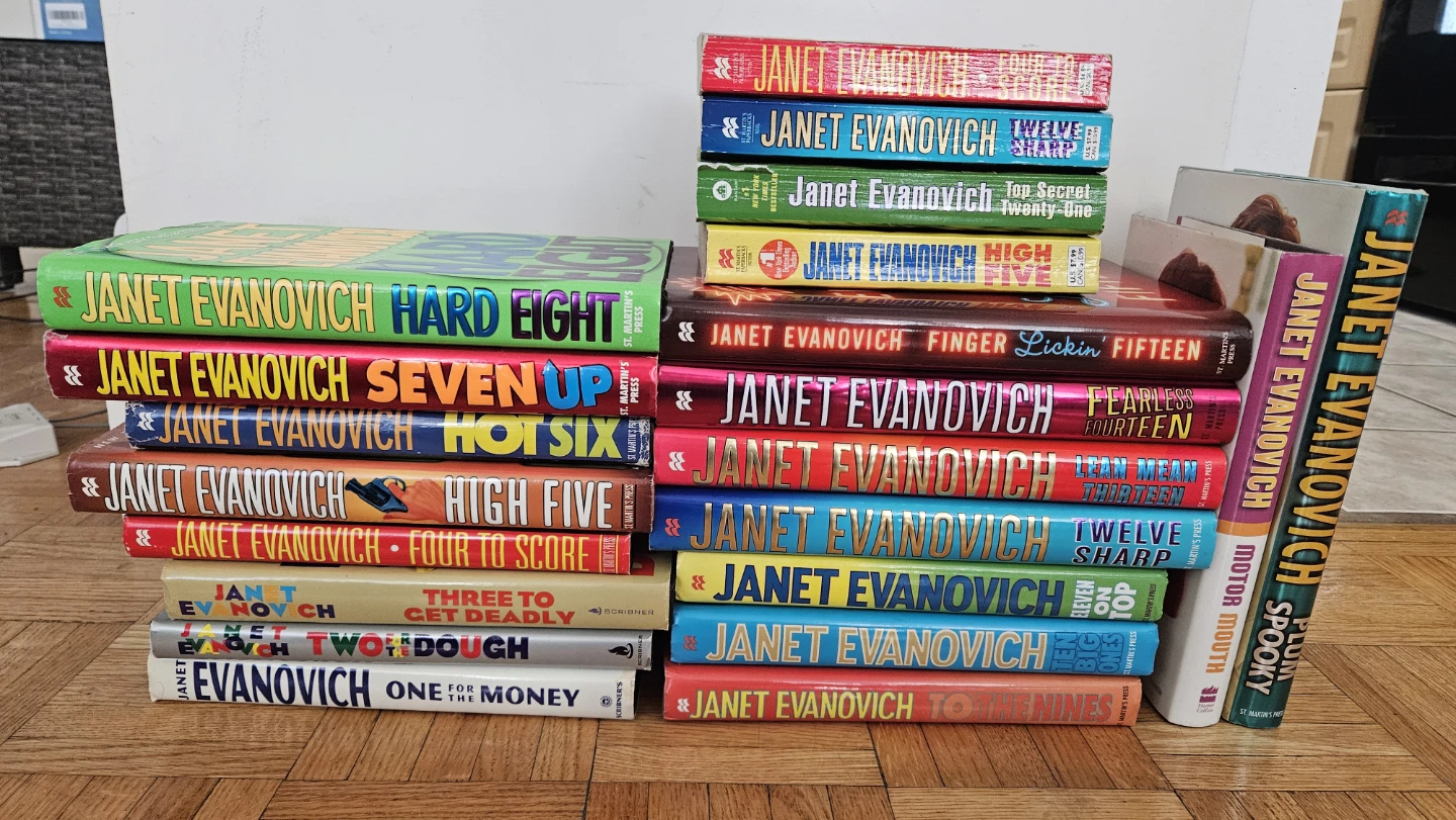 Janet Evanovich Book Collection