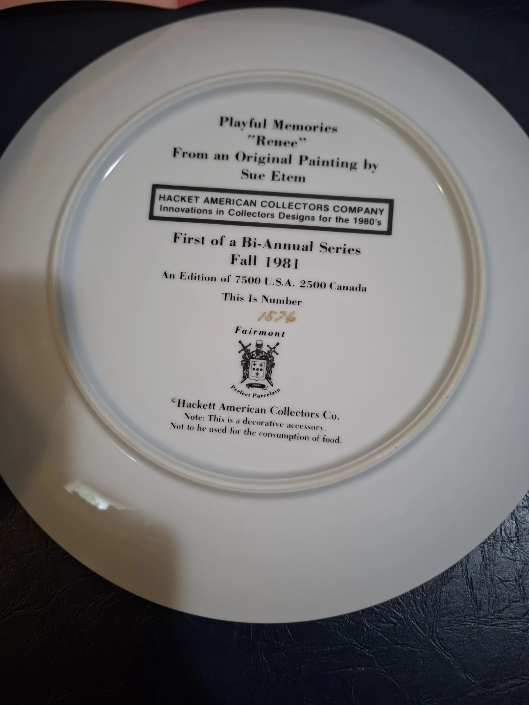 Hackett American Collectors "Playful Memories" Decorative Plate - photo 2