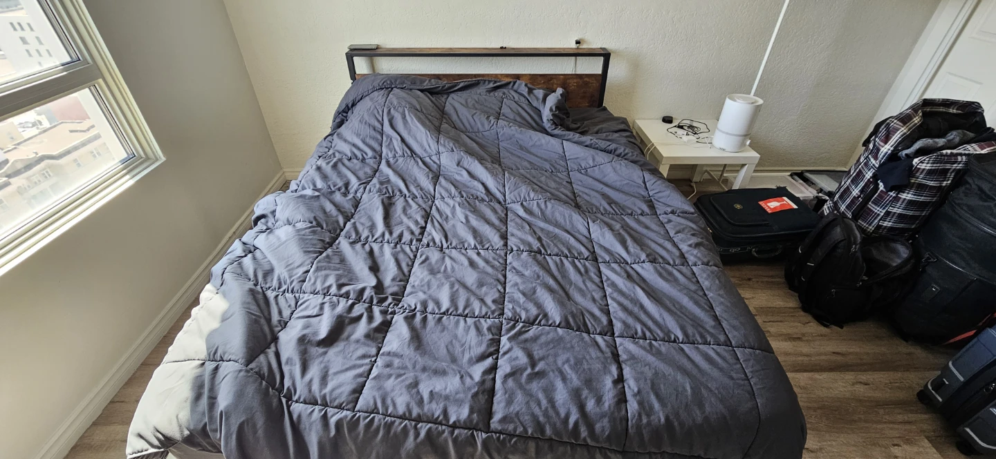 Queen size mattress - photo 2