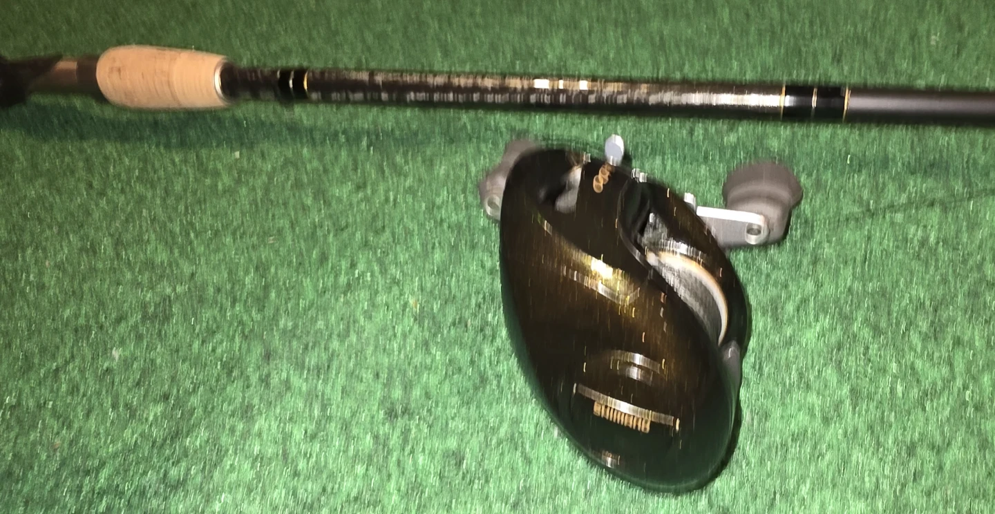 Shimano Curado 300E Baitcasting Fishing Reel - photo 2