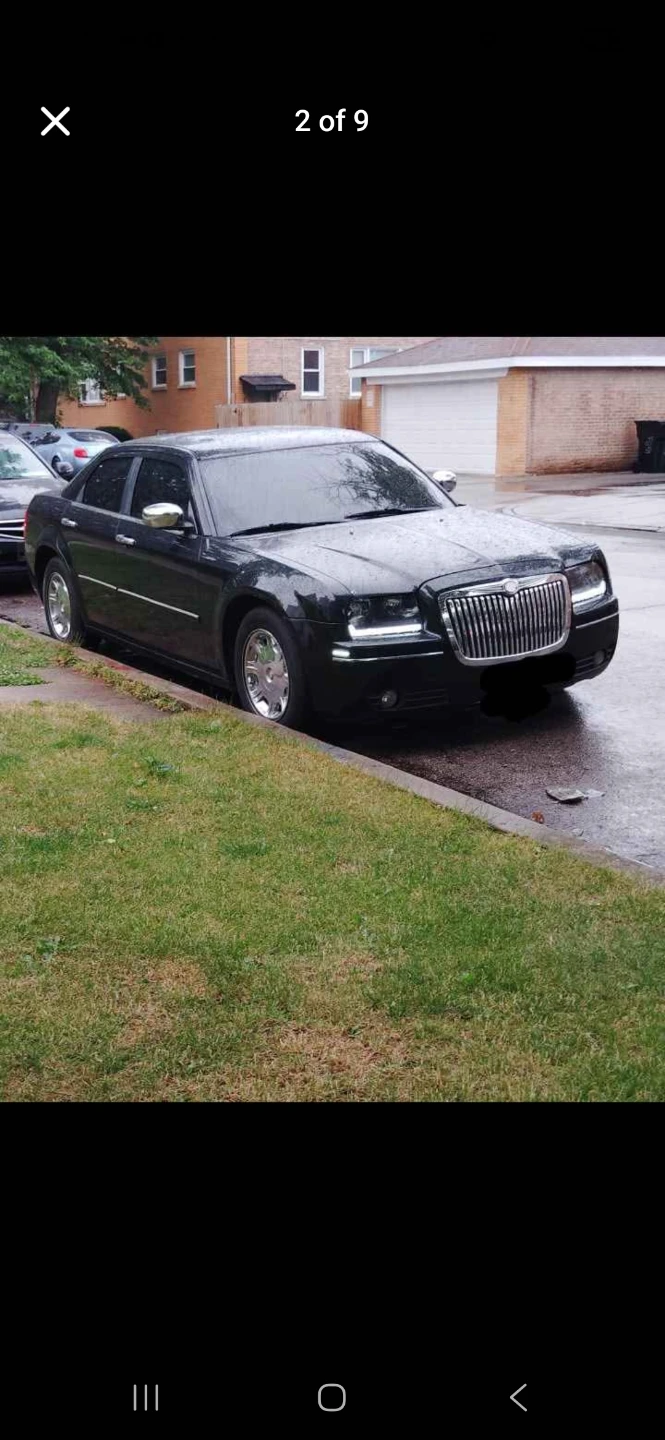 Black Chrysler 300 Sedan