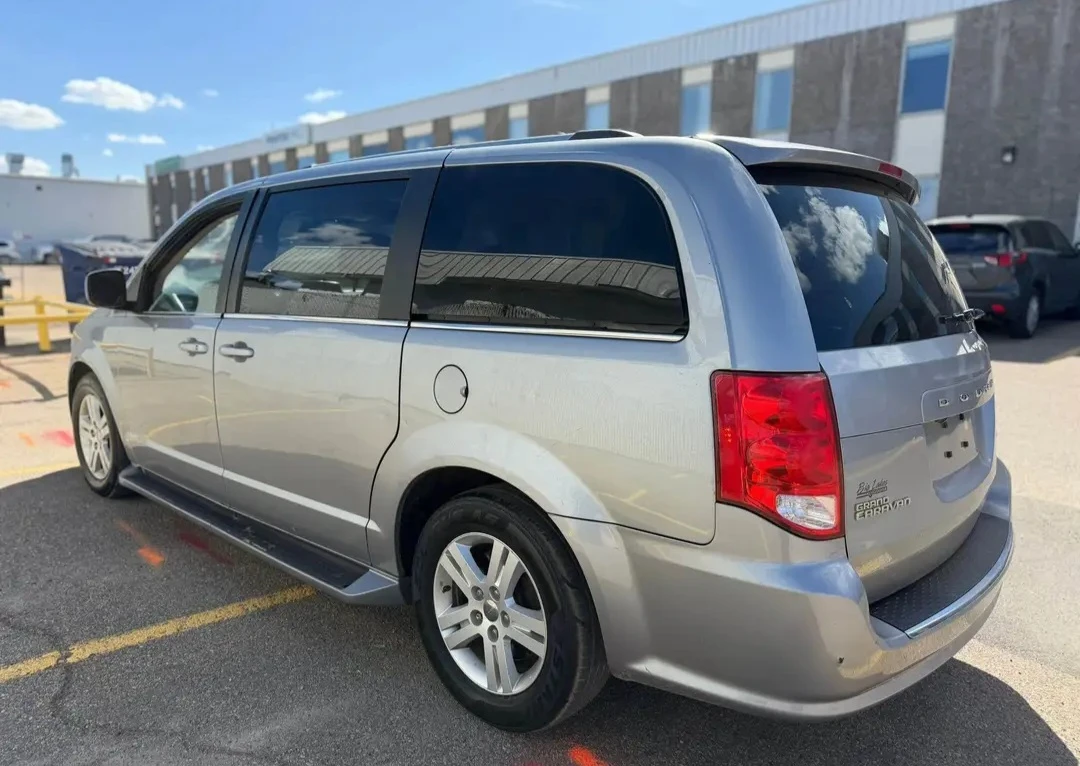 2015 Dodge Grand Caravan - photo 3