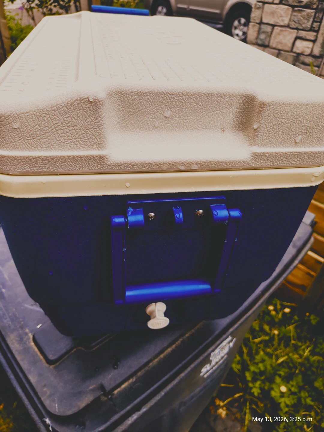 Igloo 🐟 Fishing Cooler with Drain - photo 3