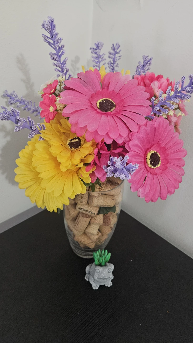 Decorative Glass Vase with Pinecones and Fairy Lights