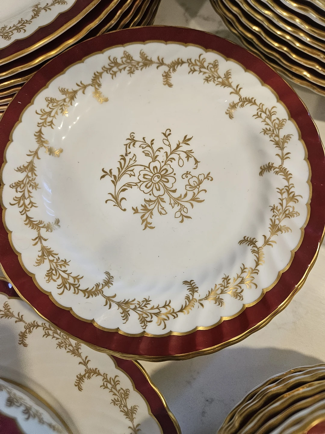 Aynsley England Bone China 36-Piece Dinner Set Service for 8 - photo 2