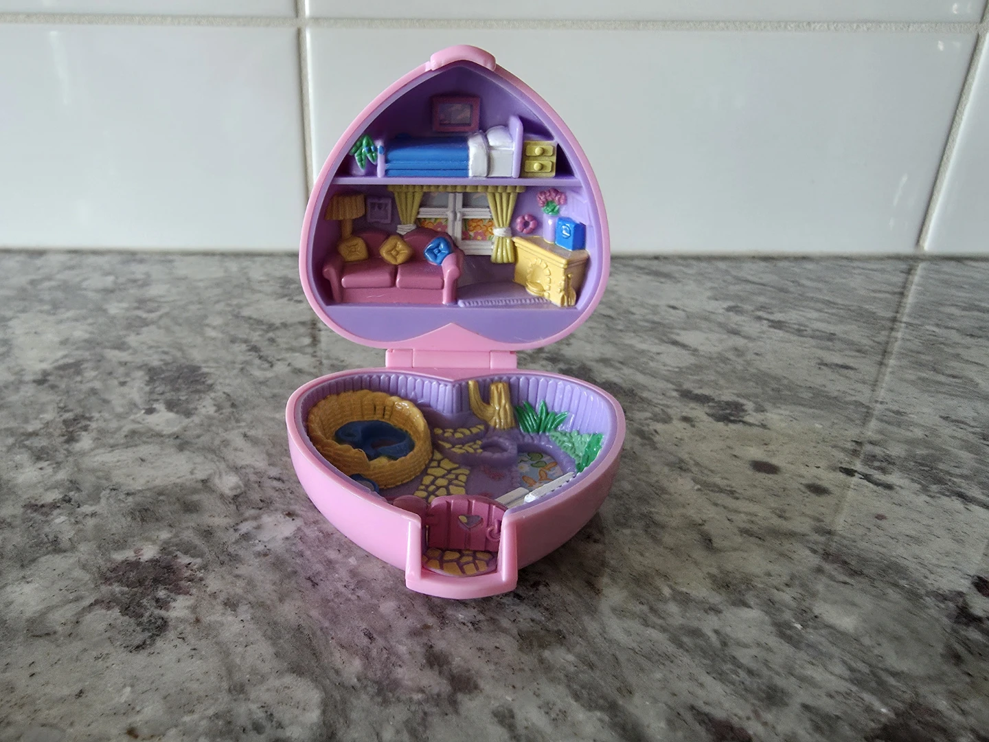 1993 Polly Pocket Cozy Kitties Playset - photo 4