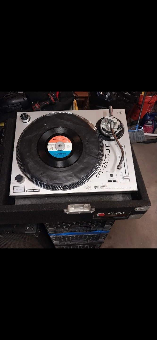 Gemini PMX 2000 II DJ Mixer and PT-2000 II Turntable and speaker - photo 2