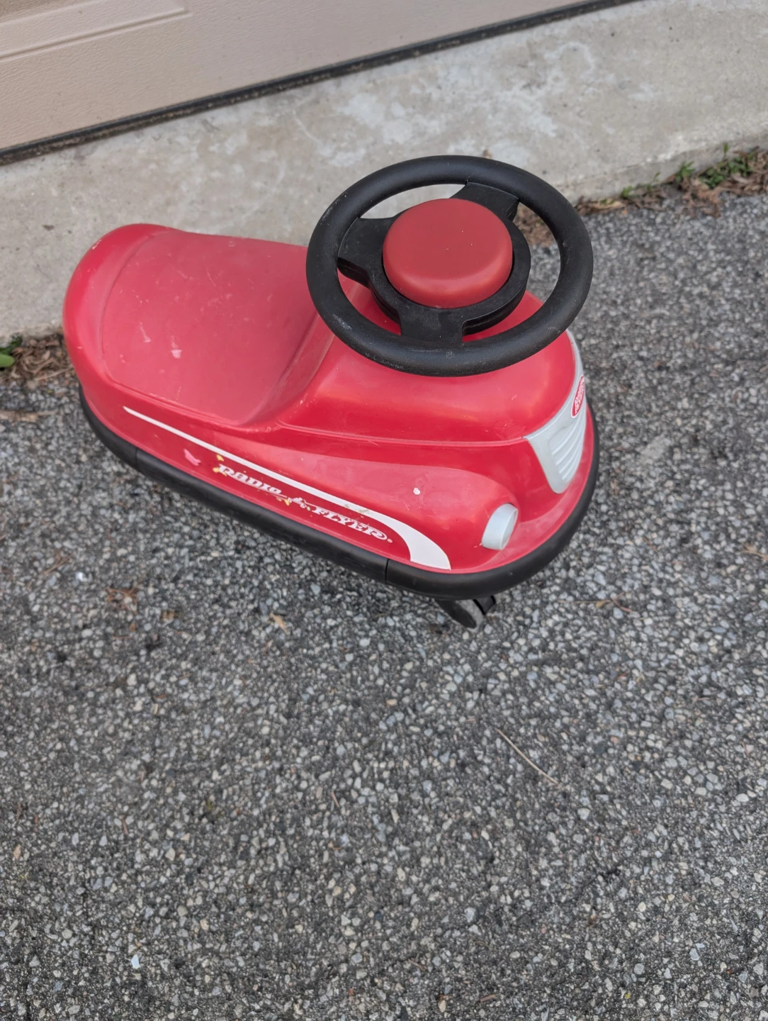 Radio Flyer Ride On Car