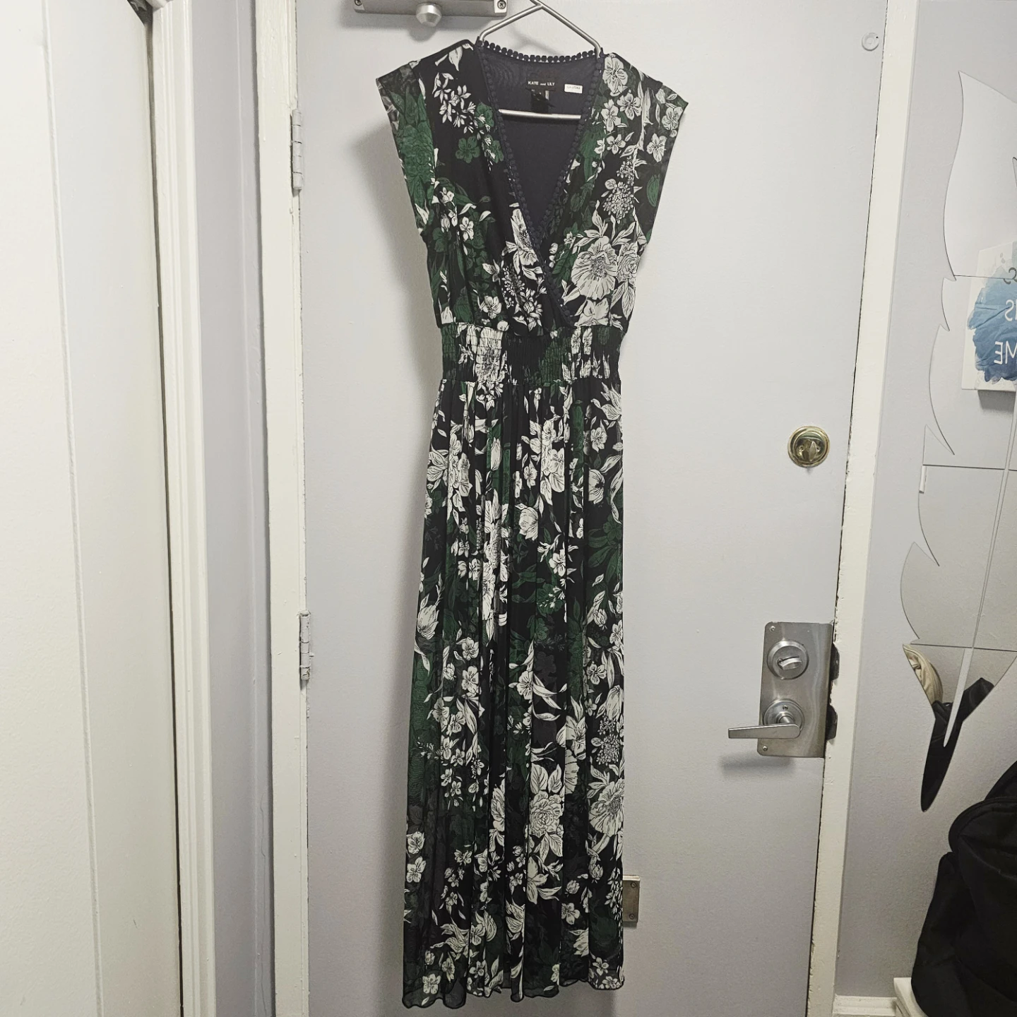 KATE AND LILY Floral Maxi Dress Size 6