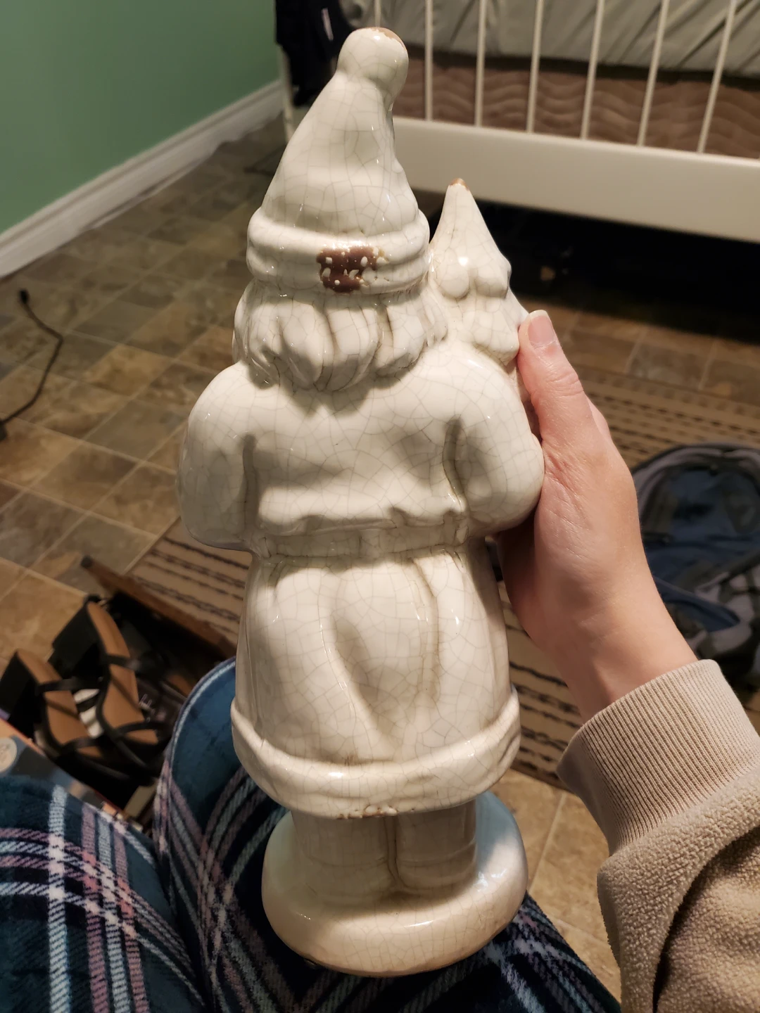 Ceramic Santa Claus Figurine with Christmas Tree - photo 2