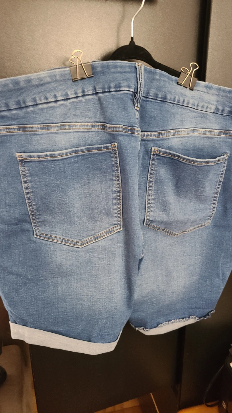 Royalty For Me Women's Denim Shorts Size 22W - photo 2