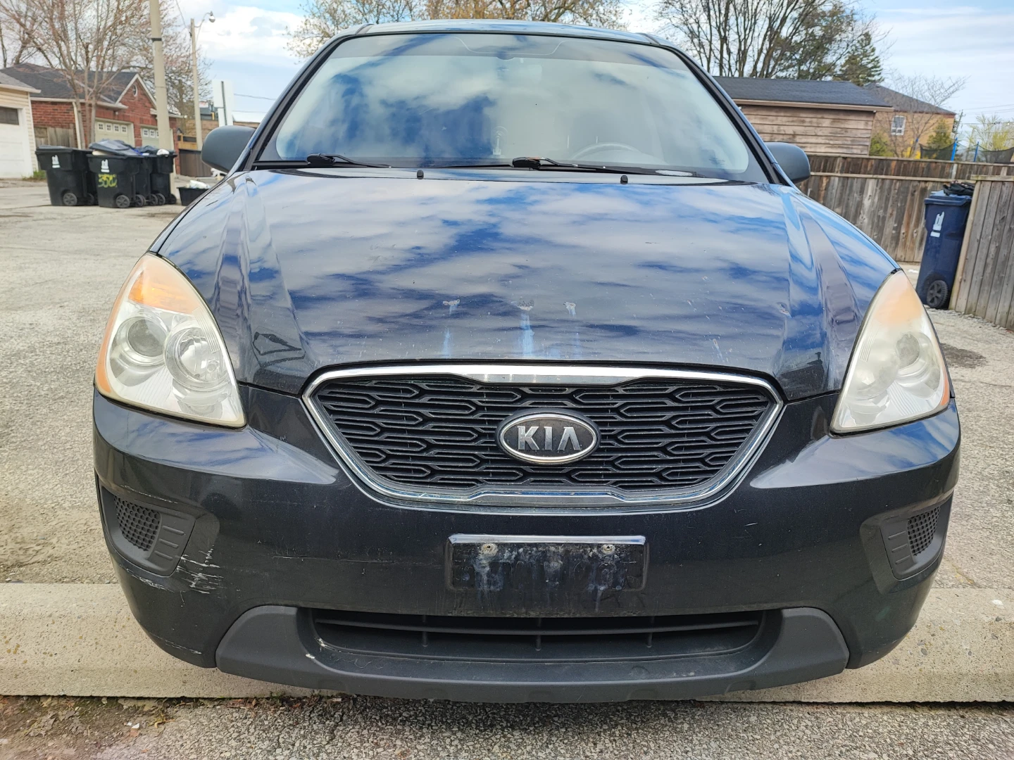 2012 Kia Rondo, as is, Gerrard/Victoria Park Ave - photo 5