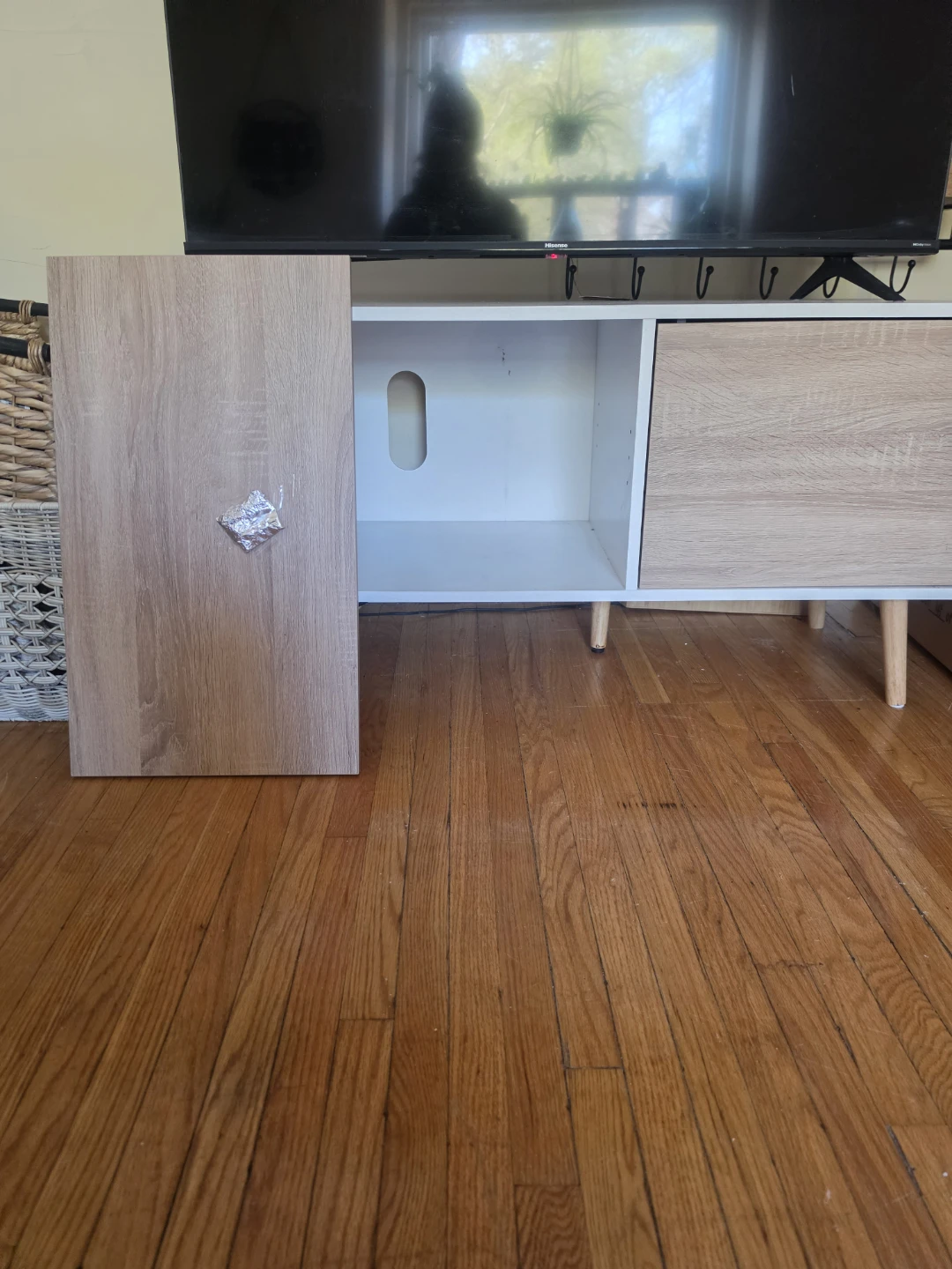 WAMPAT Mid Century Modern TV Stand - White and Oak - photo 4