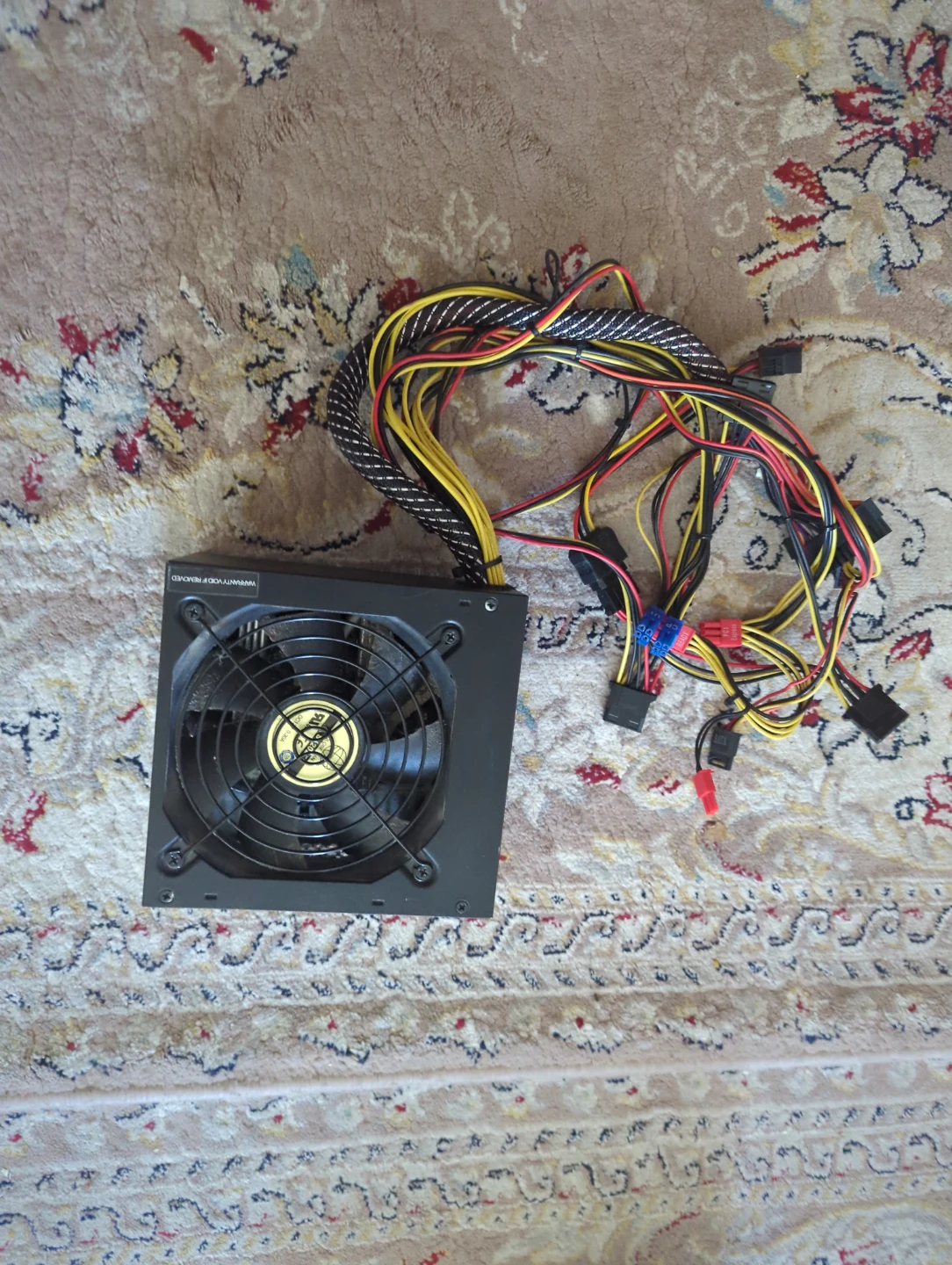 XION 700 Watt Power Supply