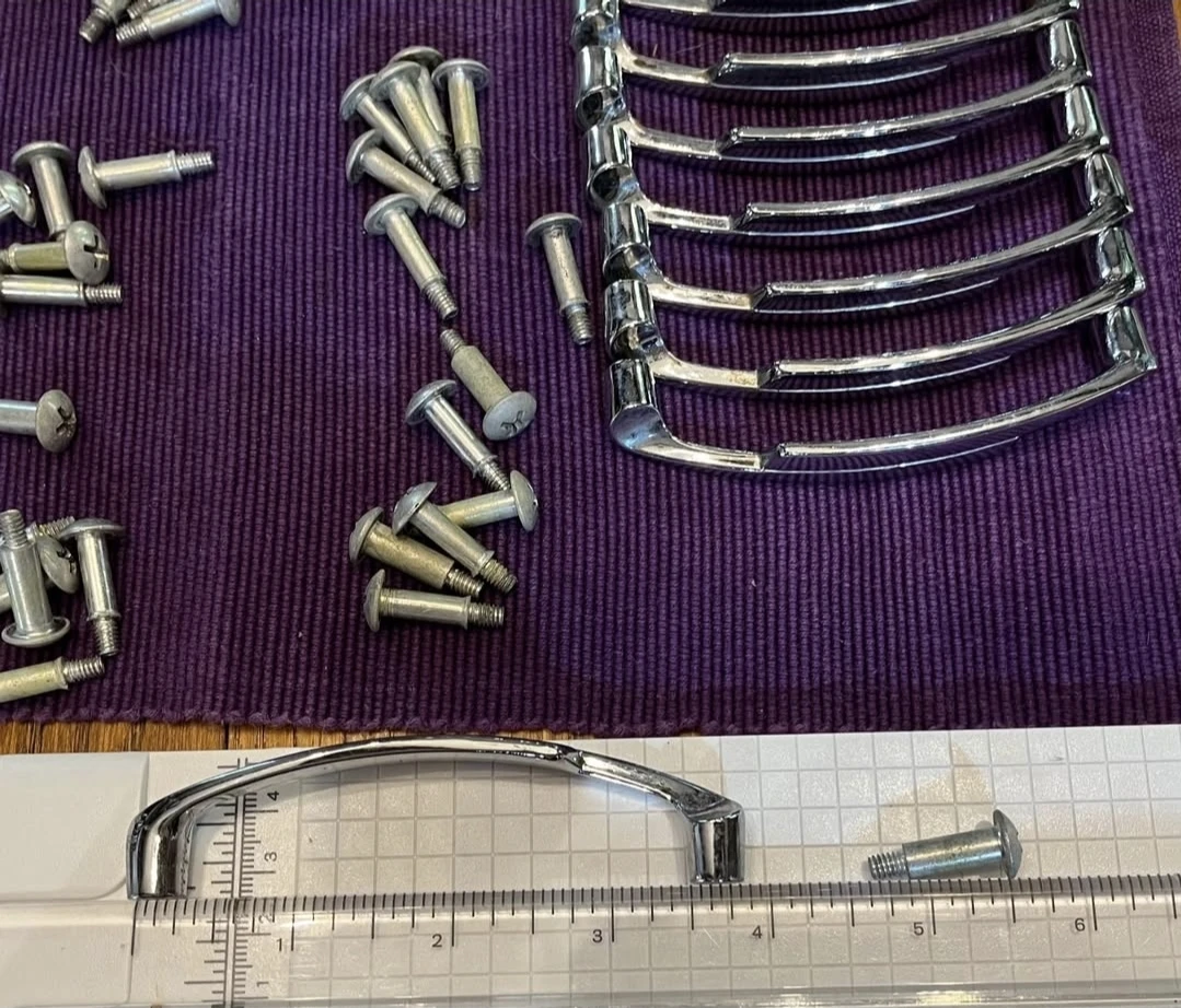 Silver Cabinet Drawer Pulls with Screws - Set of 14