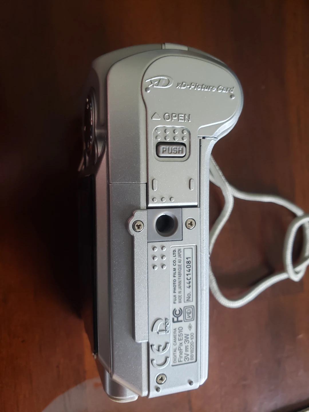 Fijifim e510 camera and accessories. - photo 5