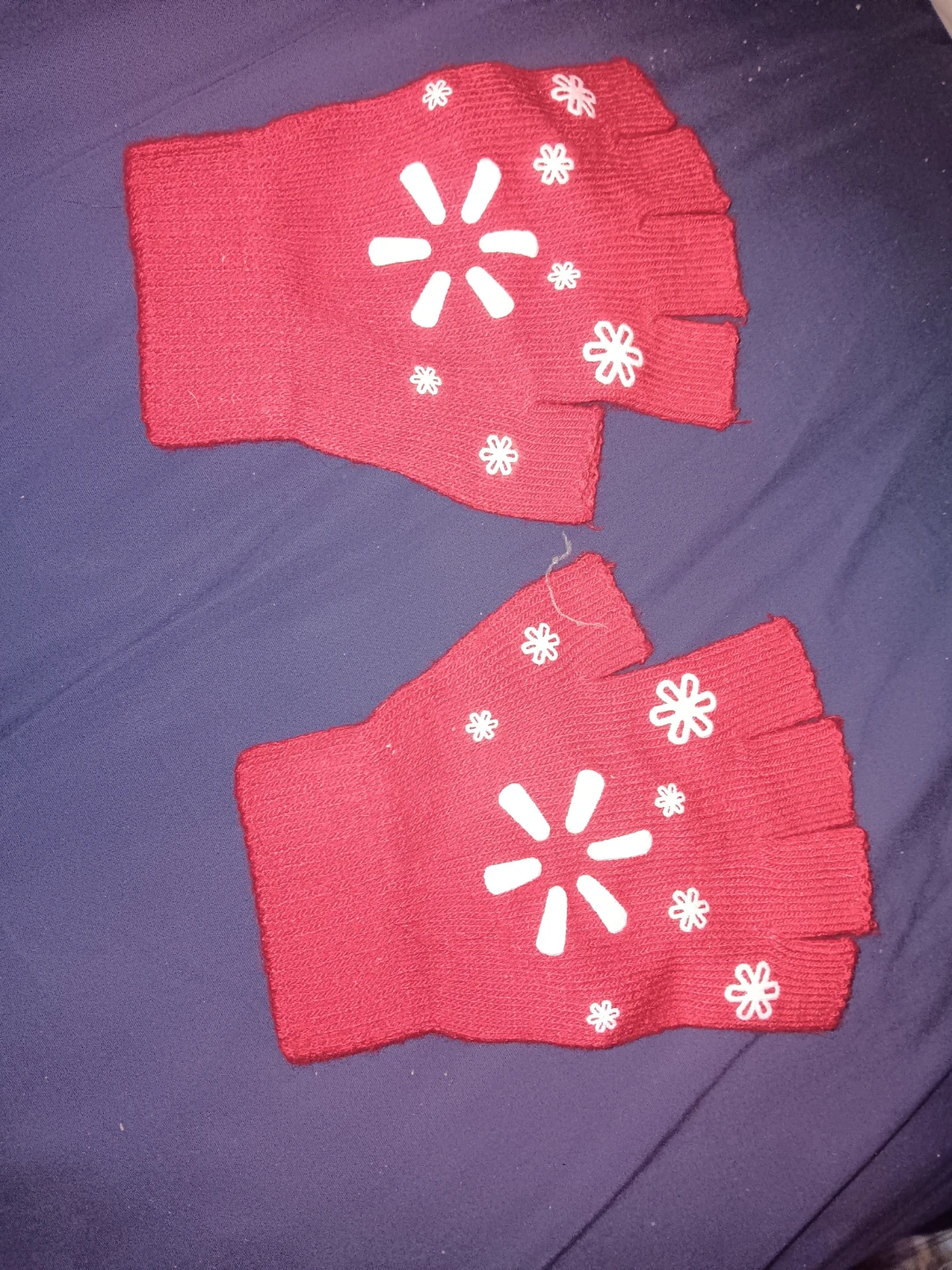 Walmart spark holiday promo fingerless gloves
